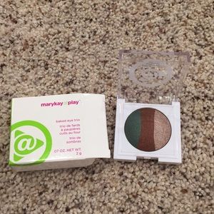 Marykay at play baked eye trio